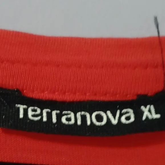 Vibrant Red Ruffle Sleeve Top - Picture 3 of 6